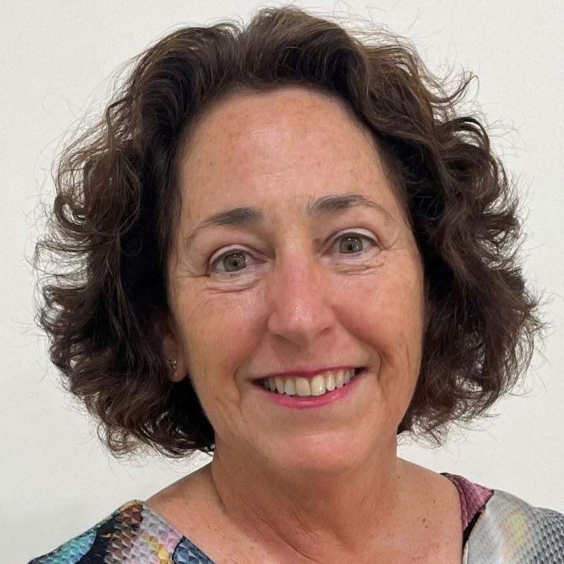 Professor Lynne Harris